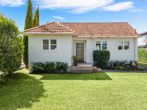 32 Tasman Avenue, Mount Albert