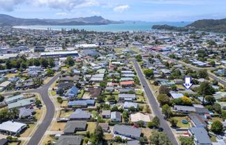 8a Nicholas Avenue, Whitianga