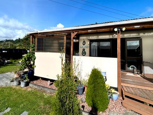 33 Ogilvie Road, Gladstone