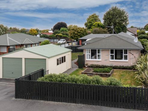 16 Charles Street, Allenton