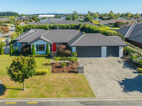 8 Cameron Crescent, Rolleston