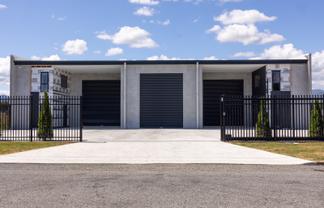 Price adjusted - premium industrial workshop