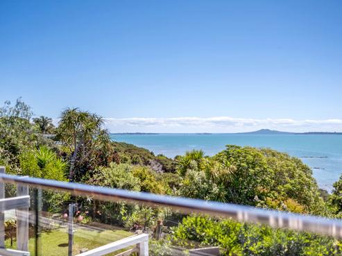 18 Craig Road, Maraetai
