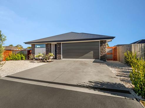 16 Rory Street, Rolleston