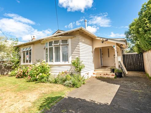 12 Plymouth Street, Whanganui Central