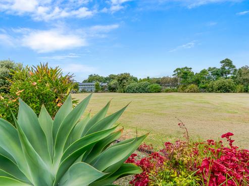 8 Edgewater Place, Matapouri