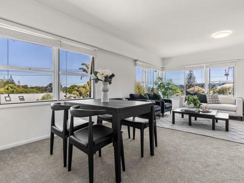 6/40 Lake Road, Narrow Neck