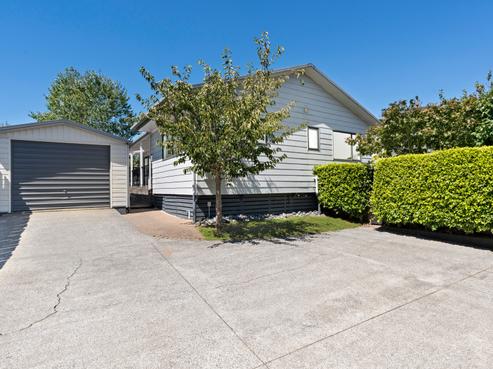 69A Kervil Avenue, Te Atatu Peninsula