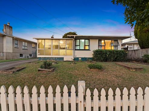 41 Clayton Avenue, Otara