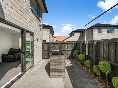 2/15 George Street, Riccarton