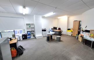 SMALL AFFORDABLE OFFICE ON DOMINION ROAD
