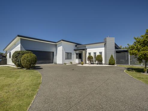 16 Begley Place, Frimley