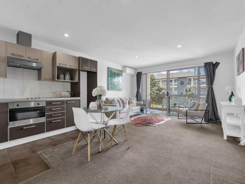 92B Michael Jones Drive, Flat Bush
