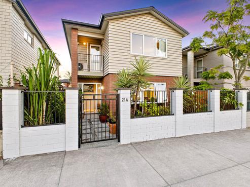 214 Murphys Road, Flat Bush