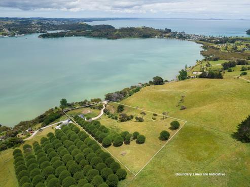 330 Hihi Road, Mangonui