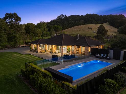 228 Harris Road, Glenbervie