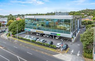 Premium Office with Parking in Greenlane