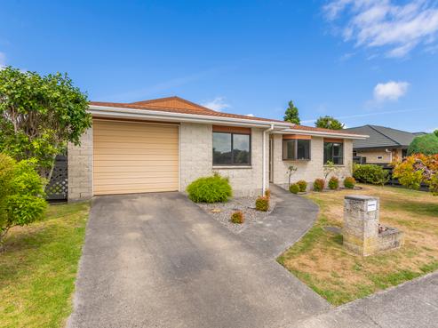72 Kapanui Road, Waikanae