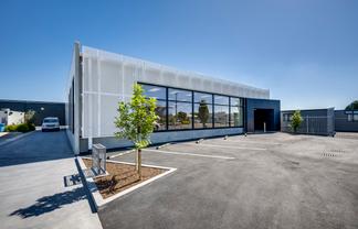  Brand New Trade Retail