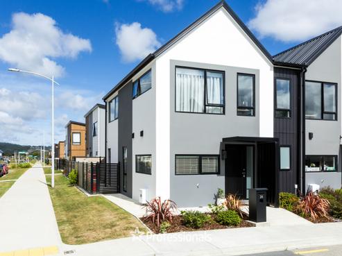 24 Reakes Crescent, Trentham