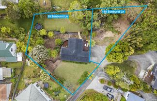 19 & 19A Sunburst Lane, Torbay