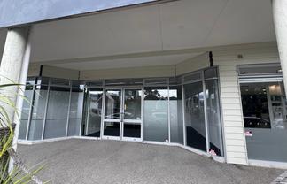 Beachside Business Hub