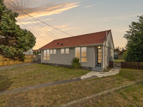 7 Betty Place, Aranui