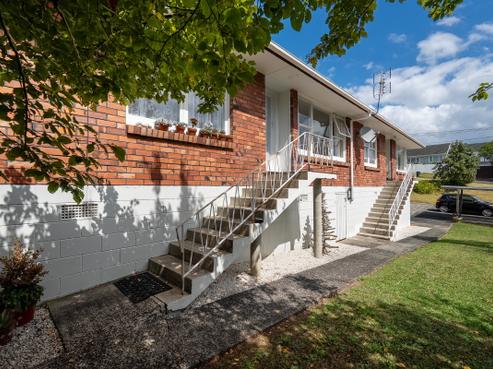 2/27 Sydney Street, Hauraki