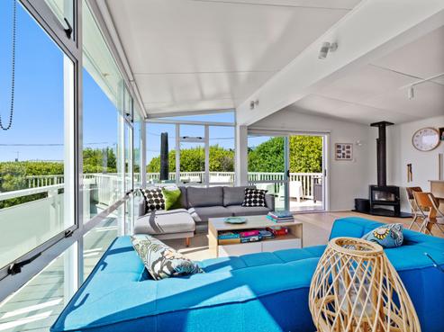 48 Blue Pacific Parade, Riversdale Beach