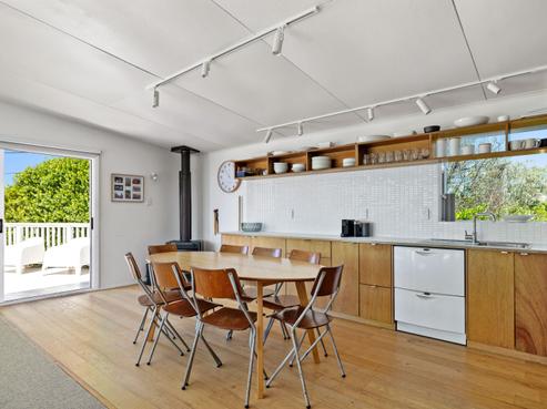 48 Blue Pacific Parade, Riversdale Beach