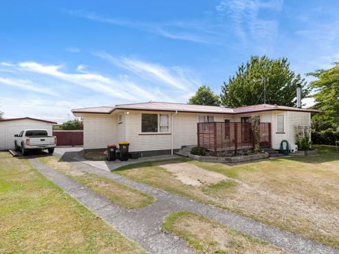 16 Kenmore Place, Tokoroa