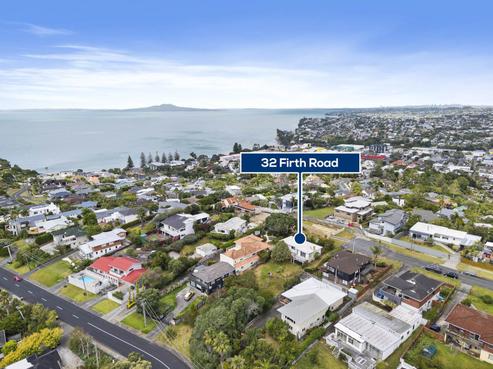 32 Firth Road, Torbay