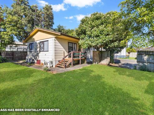 2/12 Tamworth Close, Manurewa
