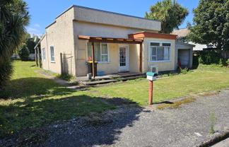 6 The Esplanade, Westport