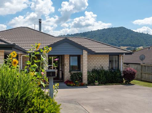 4 Hamon Place, Pukehangi