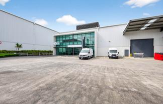 STRATEGIC LOCATION, FUNCTIONAL WAREHOUSE
