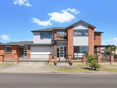 42 Charlestown Drive, Flat Bush