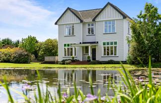 324 Norfolk Road, Carterton