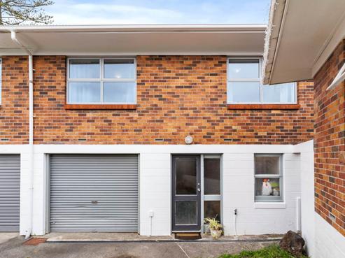 4/162 Onewa Road, Northcote