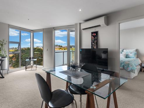 503/3 Rose Garden Lane, Albany