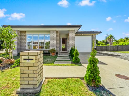 2 Maylee Crescent, Gulf Harbour