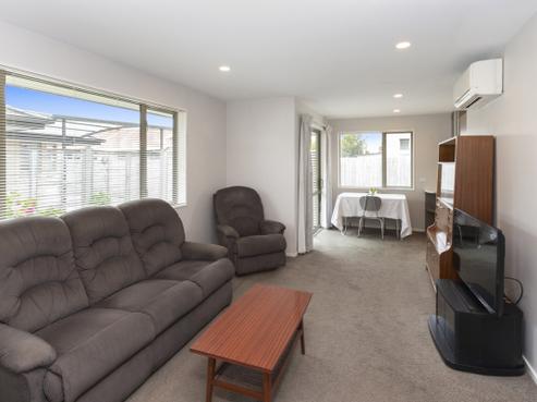 2/67 Marshland Road, Shirley