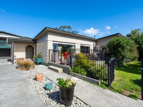 878 Harington Point Road, Harington Point