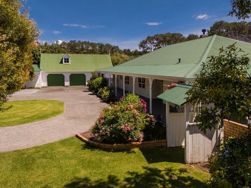 1680 Tiki Road, Coromandel