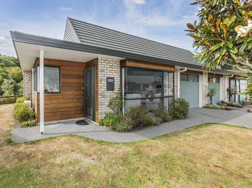 25/42 Main Road, Tawa