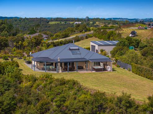155 West Road, Kaukapakapa
