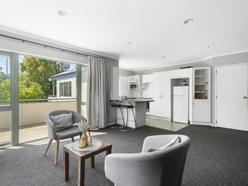 3/7 Robins Road, Judea
