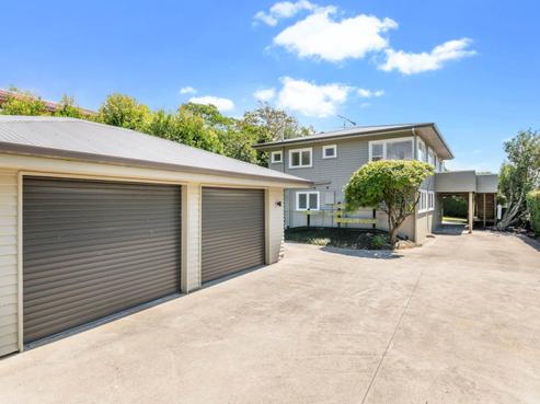 124 Whangaparaoa Road, Red Beach
