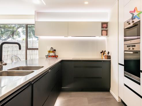 754 High Street, Boulcott