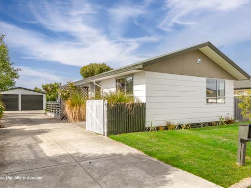 8 Peckham Lane, Woolston